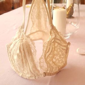 VS Front Fastening Bra